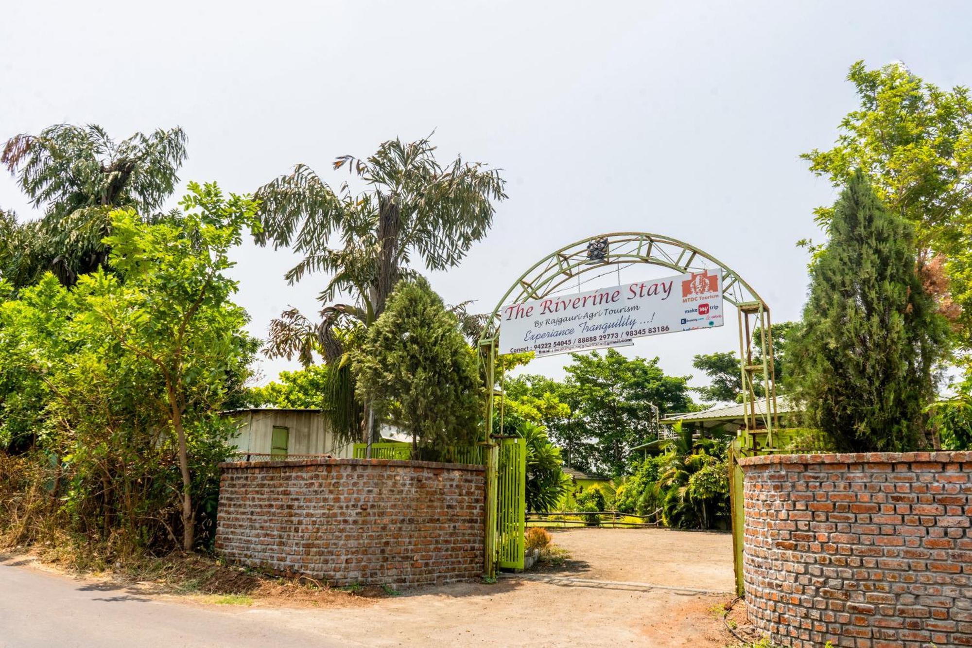 The Riverine Stay By The Lake Igatpuri Esterno foto